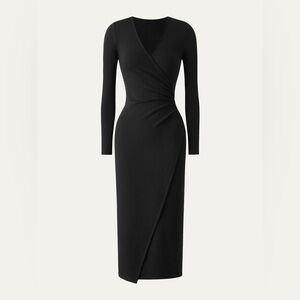 MaxWarm Surplice Wrap Long Sleeve Dress
Black Medium